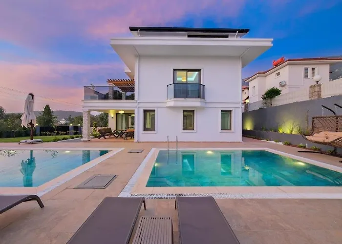 Oludeniz Luxury With Two Pools Fethiye