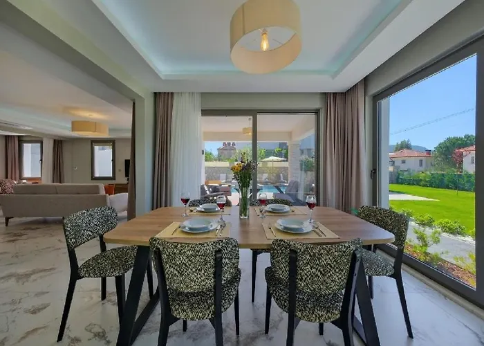 Oludeniz Luxury With Two Pools *