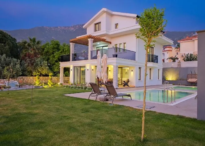 Oludeniz Luxury With Two Pools Villa