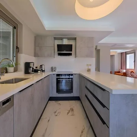 Вилла Oludeniz Luxury With Two Pools