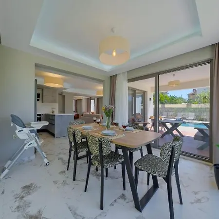 Oludeniz Luxury With Two Pools Вилла *