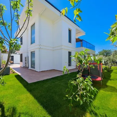 Oludeniz Luxury With Two Pools * Фетхие