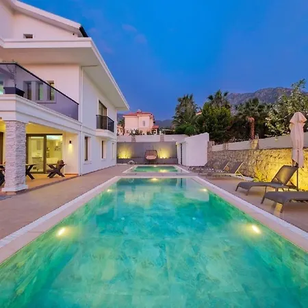 Вилла Oludeniz Luxury With Two Pools *