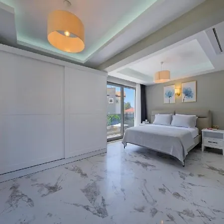 Oludeniz Luxury With Two Pools Villa *