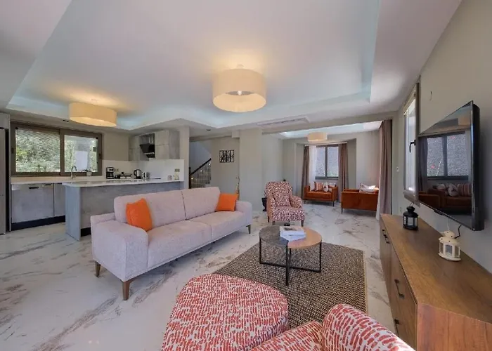 Oludeniz Luxury With Two Pools * Fethiye