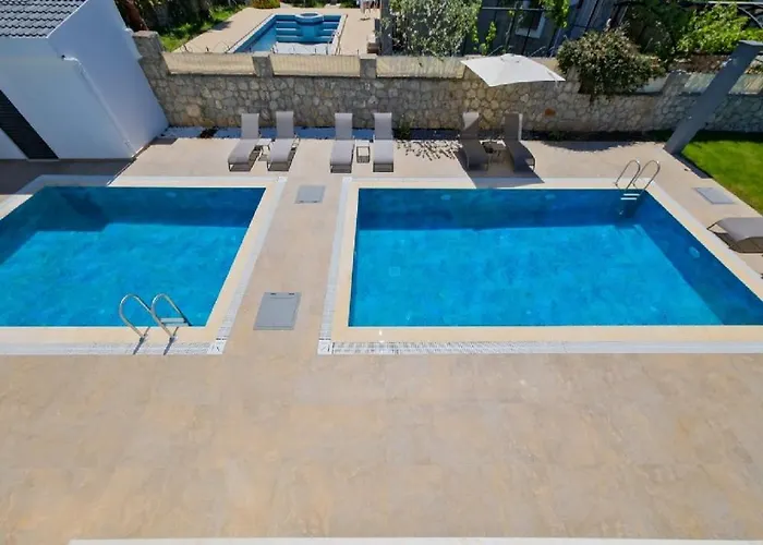 Oludeniz Luxury With Two Pools *