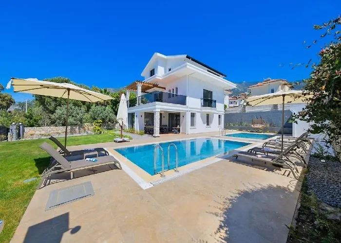 Oludeniz Luxury With Two Pools * Fethiye