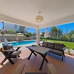Villa Oludeniz Luxury With Two Pools