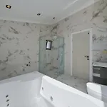 Villa Oludeniz Luxury With Two Pools *